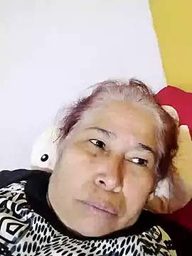 girl amada online show from 05-18-26, 06:12