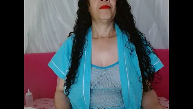 Snapshot of Tita_Madurita chatting on 09-29-25, 06:31 Tita Madurita online show from 09-29-25, 06:31