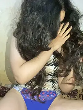 Snapshot of Chahrazad66 chatting on 12-15-25, 01:00 Chahrazad66 online show from 12-15-25, 01:00