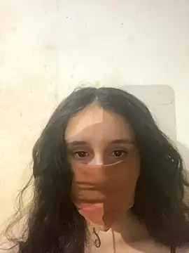 Snapshot of Chahrazad66 chatting on 11-12-25, 11:52 Chahrazad66 online show from 11-12-25, 11:52