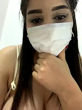 Miss-Soka online show from 11-30-25, 01:06