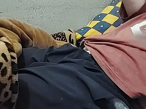 mfreitas005 online show from 10-15-25, 11:57