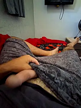 mfreitas005 online show from 02-25-26, 04:07