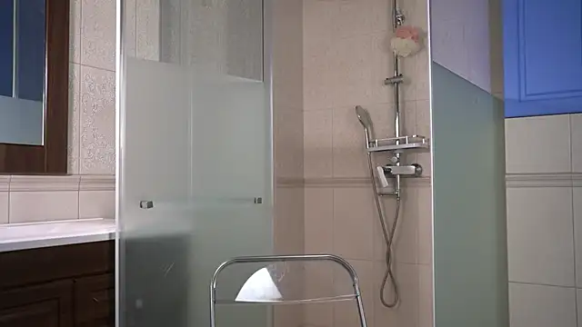 ImMariaAndYouStayHere online show from 02-07-25, 11:24