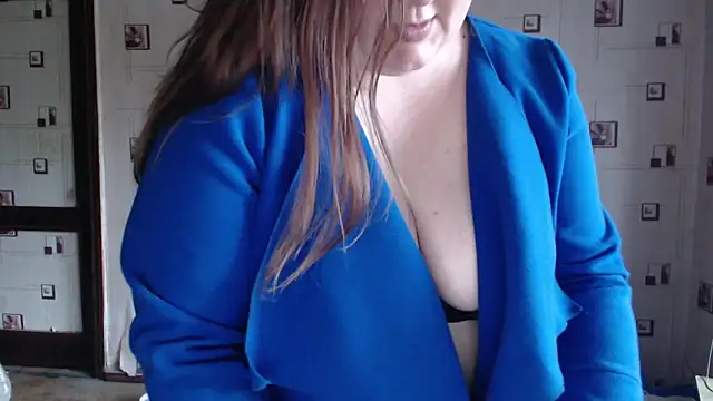 TasyaBigTTs online show from 10-26-25, 12:38