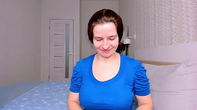 Clear Angel online show from 02-17-26, 02:36