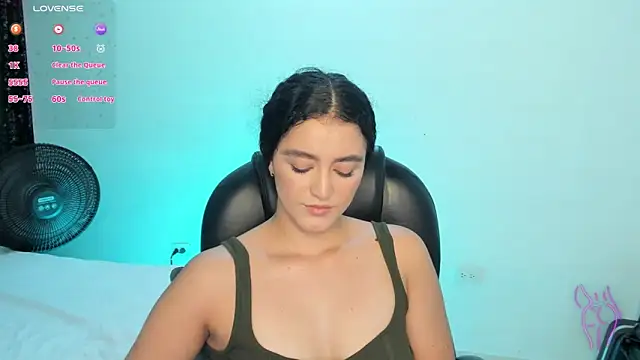 Adhara-zanne online show from 06-19-26, 04:13