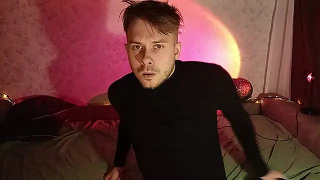 Snapshot of mike_peach chatting on 12-28-24, 08:04 mike peach online show from 12-28-24, 08:04