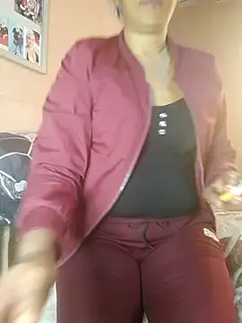 Goodgirlsue 77 online show from 10-28-25, 08:24