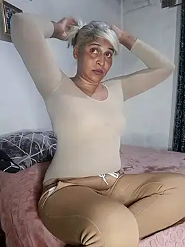Snapshot of Goodgirlsue_77 chatting on 07-05-26, 06:59 Goodgirlsue 77 online show from 07-05-26, 06:59