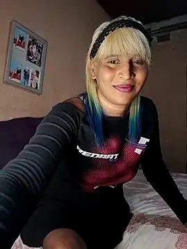 Goodgirlsue 77 online show from 11-05-25, 04:21