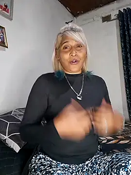 Snapshot of Goodgirlsue_77 chatting on 06-09-26, 11:55 Goodgirlsue 77 online show from 06-09-26, 11:55