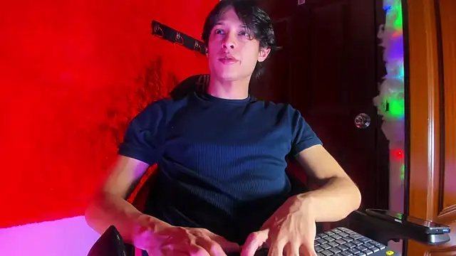 LilOwen  online show from 02-20-26, 05:59