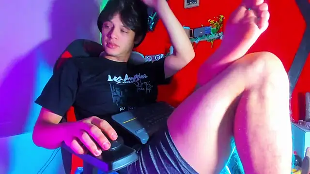 LilOwen  online show from 11-27-25, 05:24