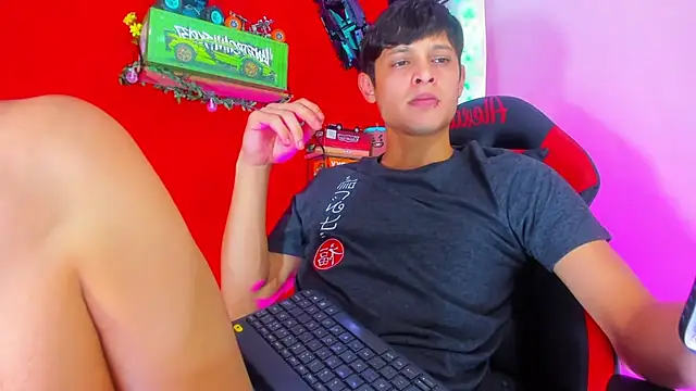 LilOwen  online show from 09-22-25, 05:08