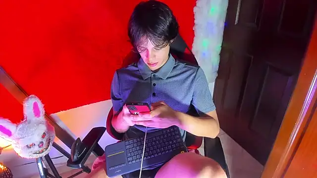 LilOwen  online show from 02-02-26, 06:40