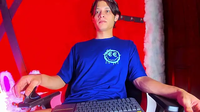 LilOwen  online show from 03-16-26, 06:21