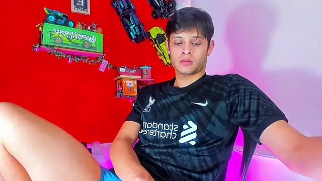 LilOwen  online show from 09-30-25, 07:09