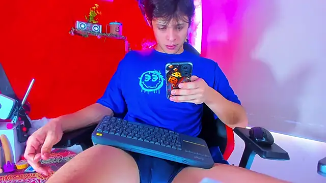 LilOwen  online show from 11-15-25, 03:38