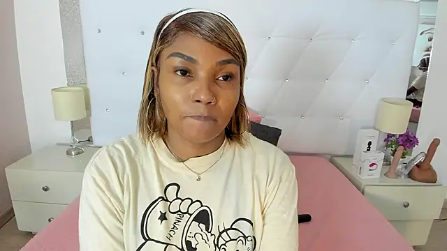 Isla Scott online show from 02-11-26, 11:21