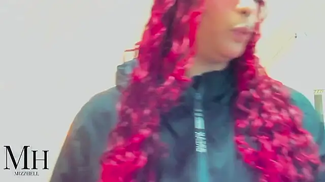 MizzHell online show from 04-11-26, 03:47