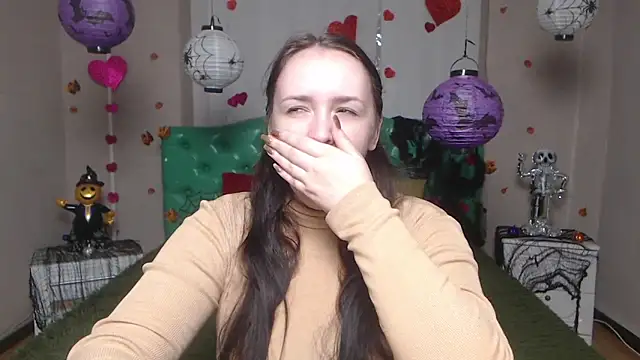 IsabelBlackberry online show from 10-30-25, 06:12