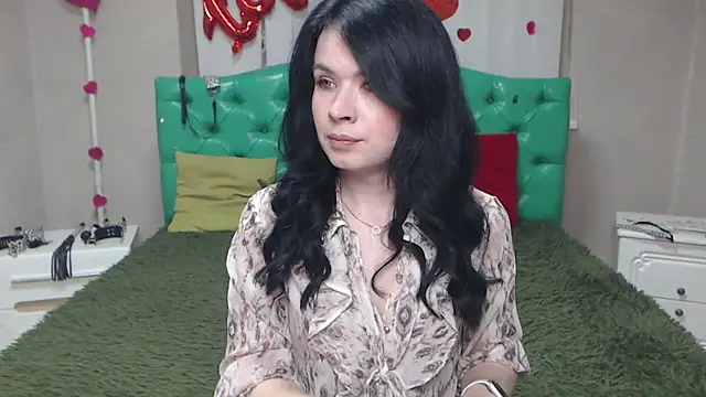JasmineKouch online show from 05-12-26, 05:41