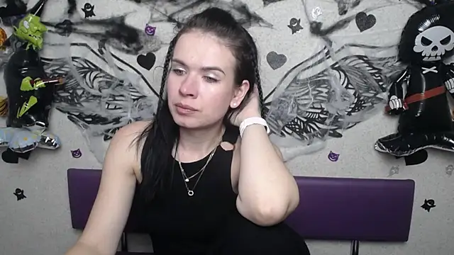 JasmineKouch online show from 11-02-25, 06:24