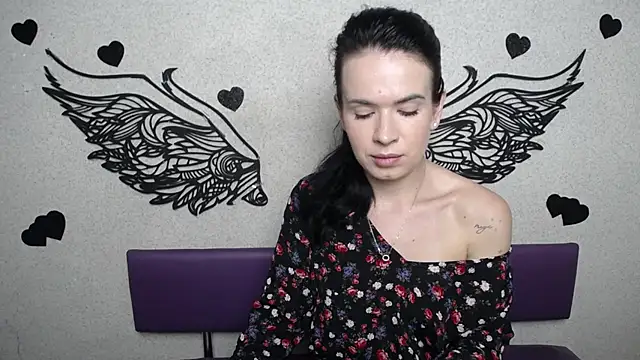 JasmineKouch online show from 09-09-25, 05:22