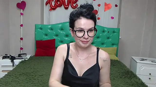 JasmineKouch online show from 07-08-26, 06:19