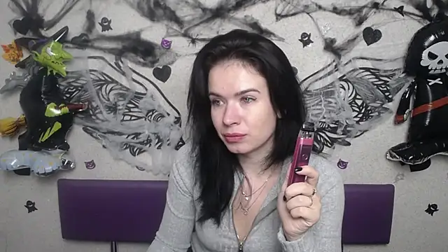 JasmineKouch online show from 11-06-25, 06:23