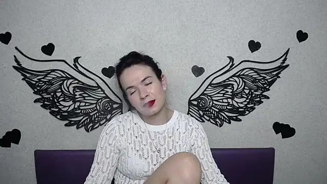 JasmineKouch online show from 09-08-25, 05:12