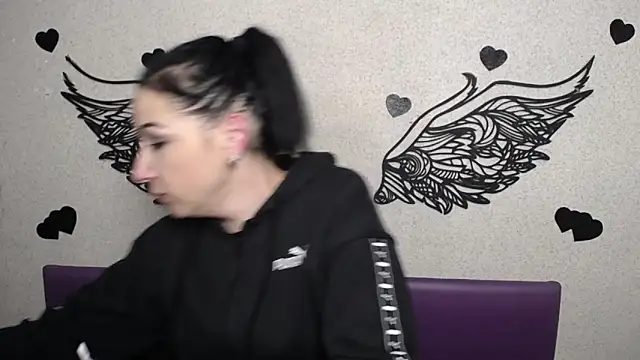 ElizabethSho online show from 02-14-26, 06:13