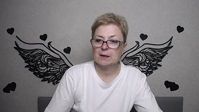 EmiliaGree online show from 05-31-26, 05:19