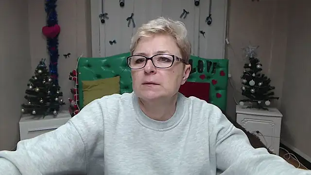 EmiliaGree online show from 01-11-26, 06:04