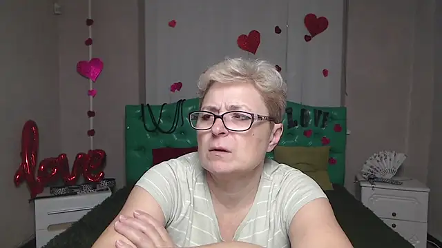 EmiliaGree online show from 12-01-25, 05:58