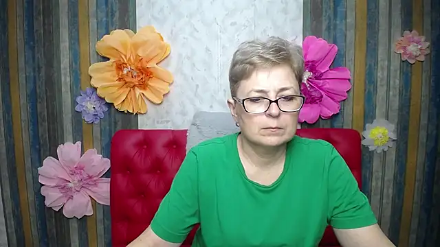 EmiliaGree online show from 04-18-26, 05:04