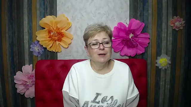 EmiliaGree online show from 05-01-26, 05:07