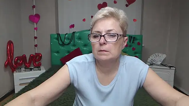 EmiliaGree online show from 11-24-25, 06:08