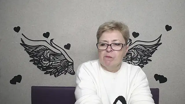 EmiliaGree online show from 04-30-26, 05:20
