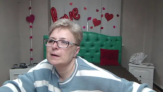 EmiliaGree online show from 03-19-26, 06:08