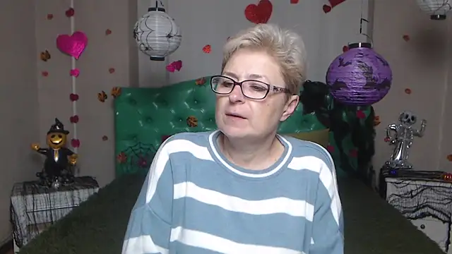 EmiliaGree online show from 11-08-25, 06:06