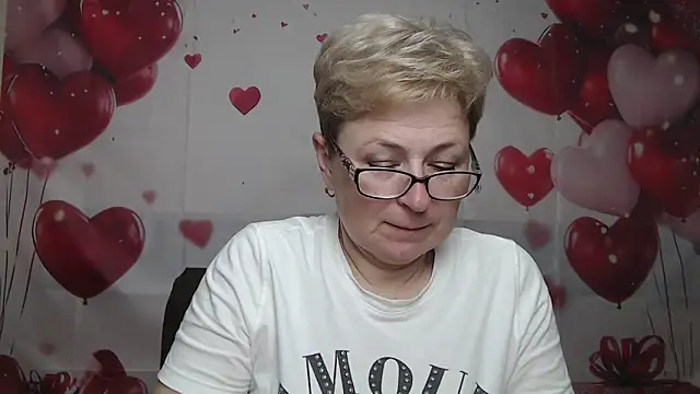 EmiliaGree online show from 05-16-26, 05:12