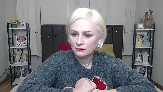 OliviaHorst online show from 10-14-25, 05:30