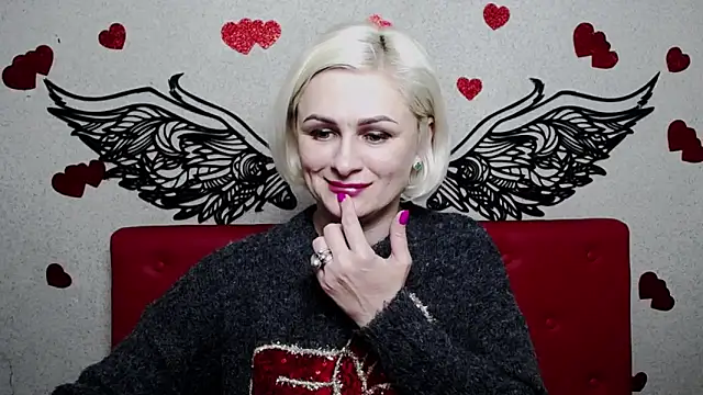 OliviaHorst online show from 02-26-25, 04:16