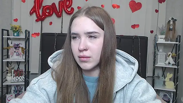 LauraHlot online show from 02-06-26, 09:33