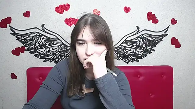 LauraHlot online show from 03-15-25, 10:03