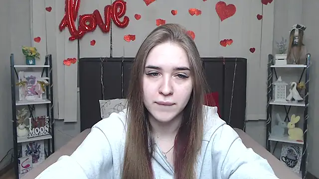 LauraHlot online show from 03-06-26, 06:14