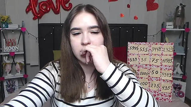 LauraHlot online show from 03-13-25, 09:37