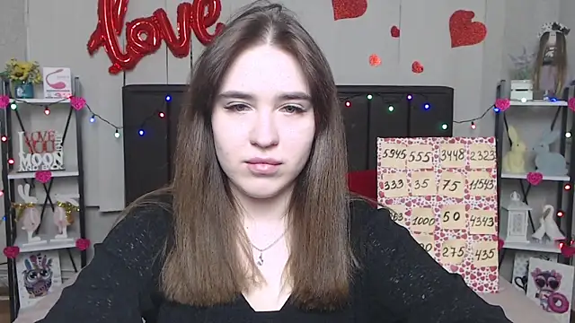 LauraHlot online show from 03-19-25, 10:33